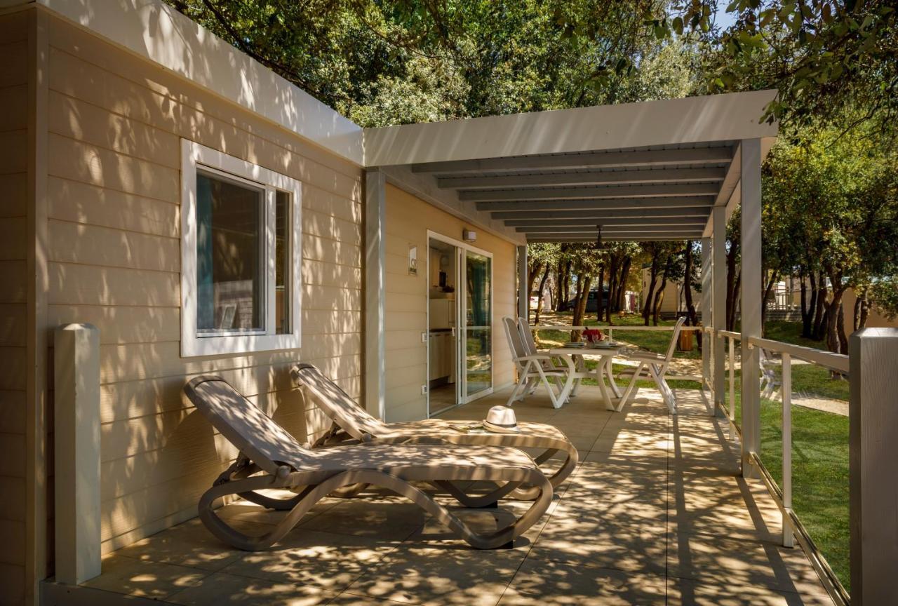 Maistra Camping Koversada Uncovered Naturist Mobile Homes Vrsar Exterior photo
